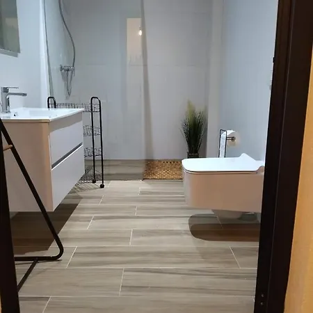 Hana Apartment *